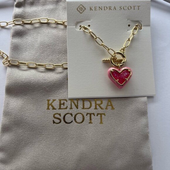💖Kendra Scott Ari Heart Gold Link Chain Necklace Pink Glitter Glass New 💖 - Picture 7 of 9